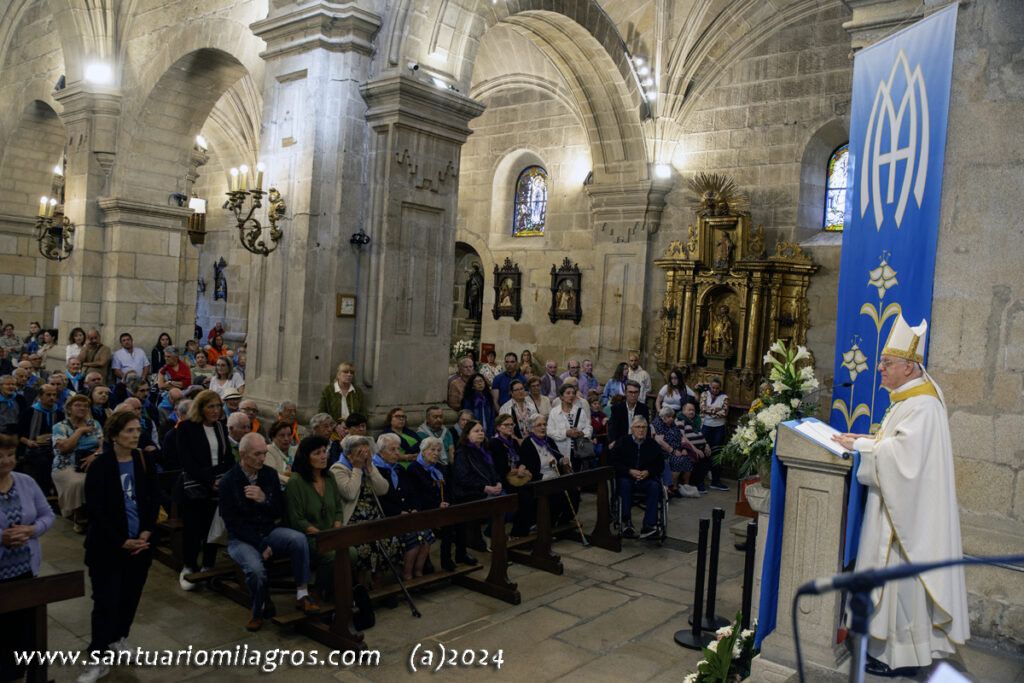 Sr Obispo Eucaristía Ancianos y Enfermos